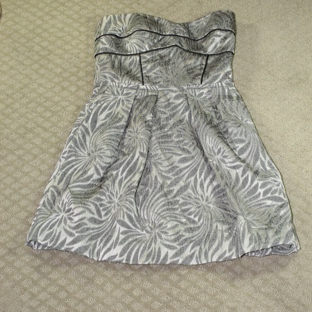 Cynthia Steffe Strapless Silver / Grey Jacquard Mini Cocktail Semi-Formal Dress